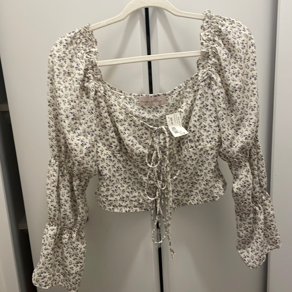 Cropped floral long sleeve top